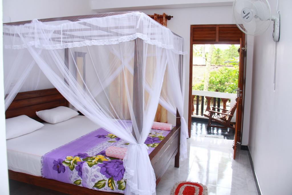 Orchid Rest Hotel Mirissa Ruang foto