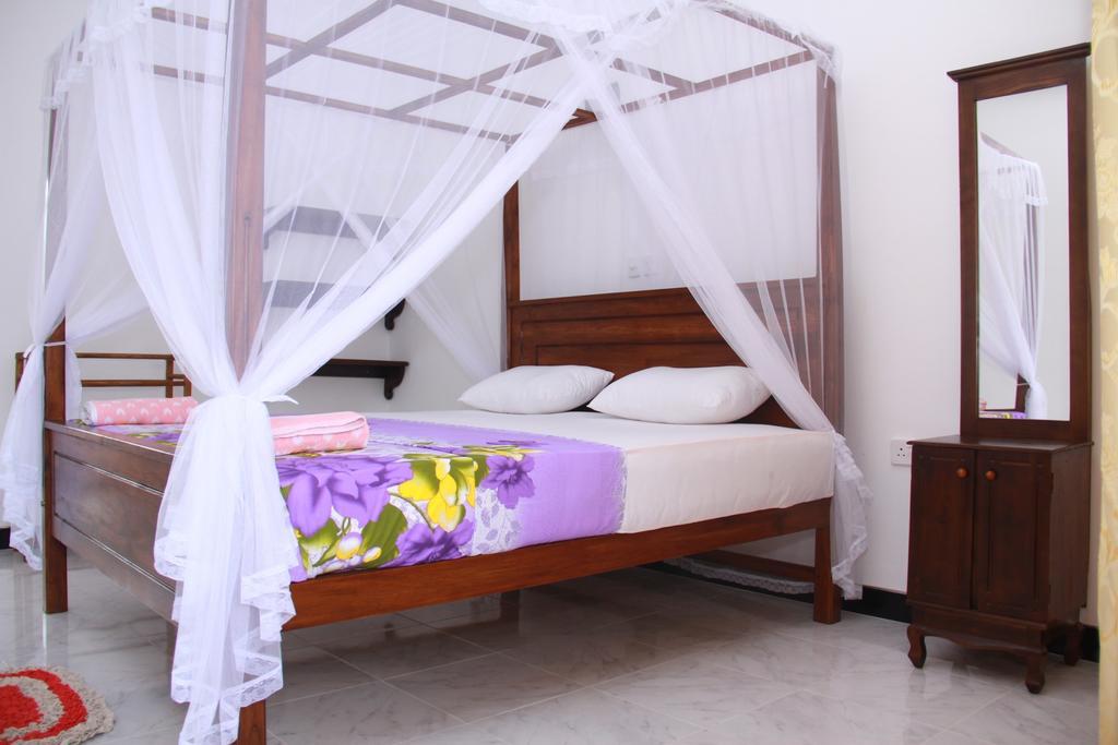 Orchid Rest Hotel Mirissa Ruang foto