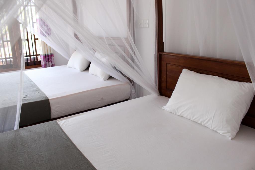 Orchid Rest Hotel Mirissa Bagian luar foto