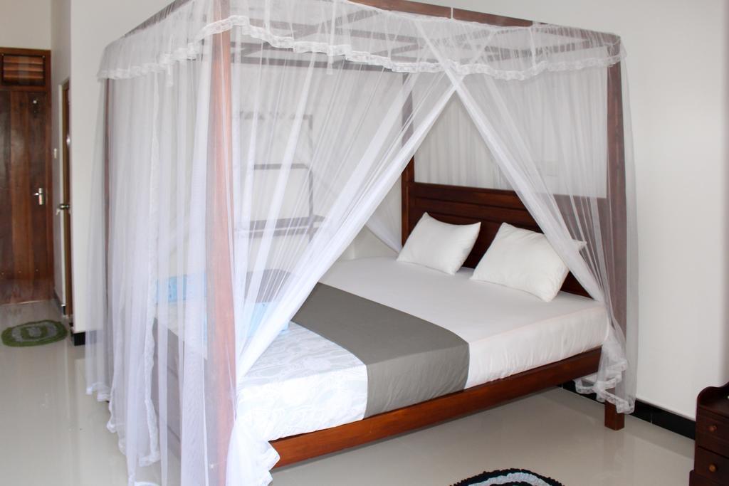 Orchid Rest Hotel Mirissa Bagian luar foto