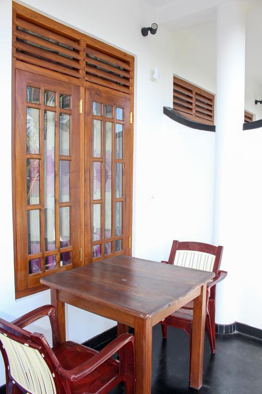 Orchid Rest Hotel Mirissa Bagian luar foto
