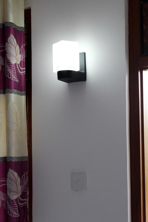 Orchid Rest Hotel Mirissa Bagian luar foto